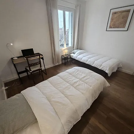De Charme Au Coeur De Lägenhet